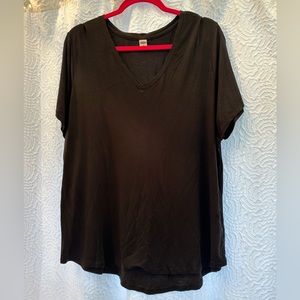 Old Navy t-shirt. Luxe Xl